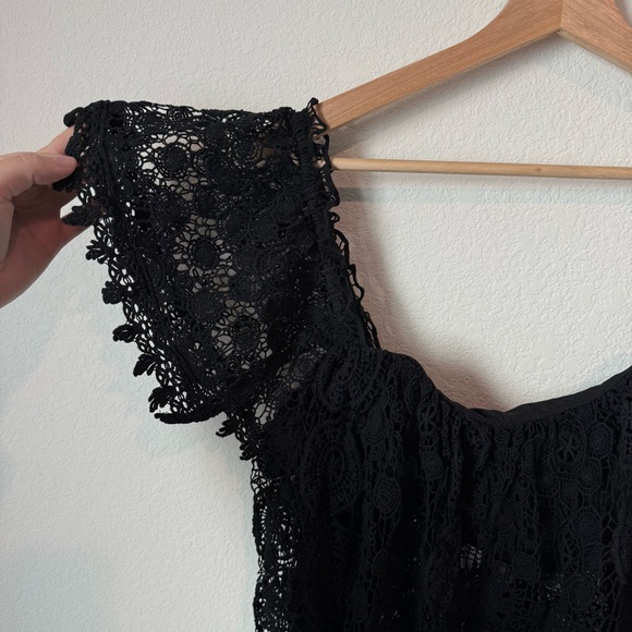 Tularosa X Revolve Amelia Crochet Top - Picture 4 of 8